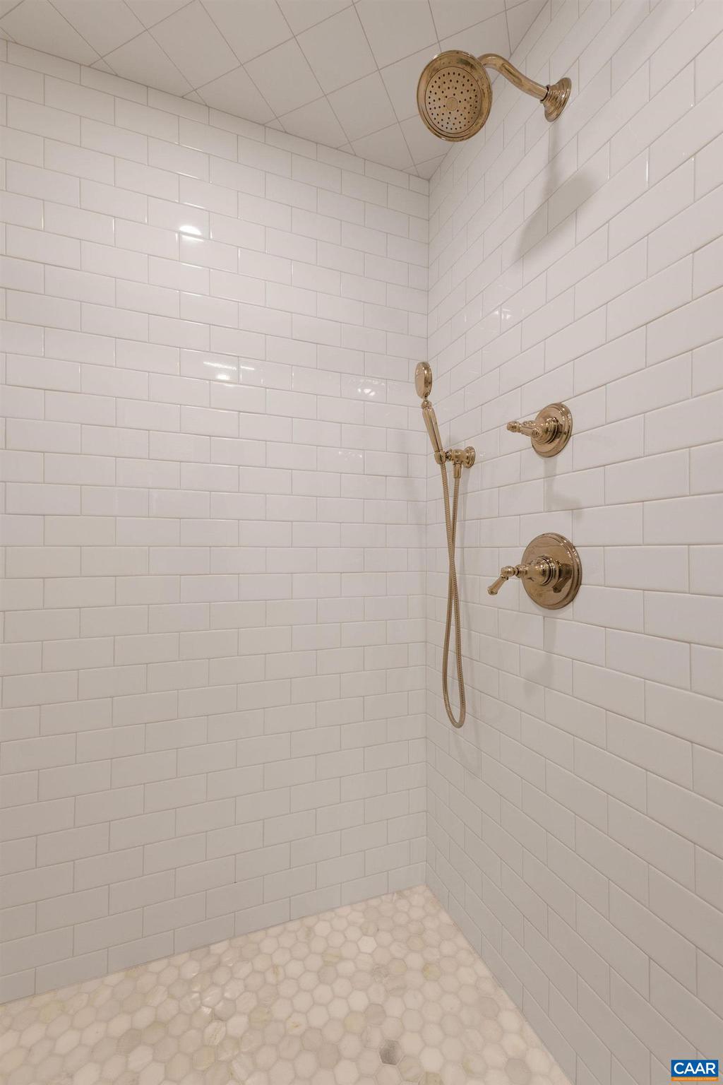 EDNAM FOREST - Residential