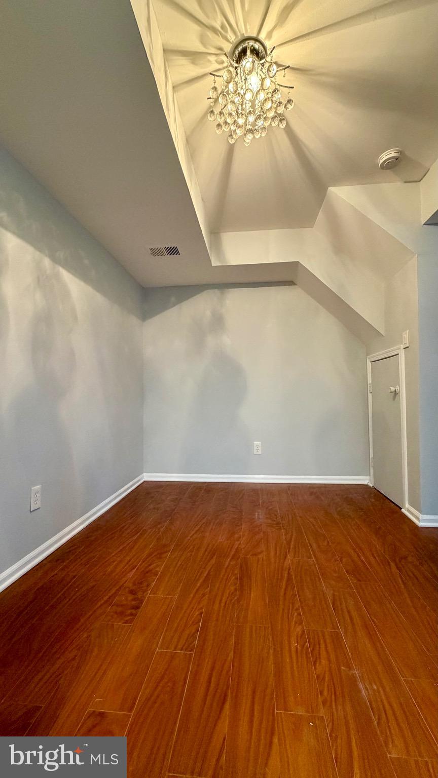 THE HIGHLANDS - Residential