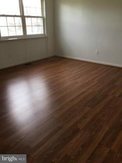 THE HIGHLANDS - Residential