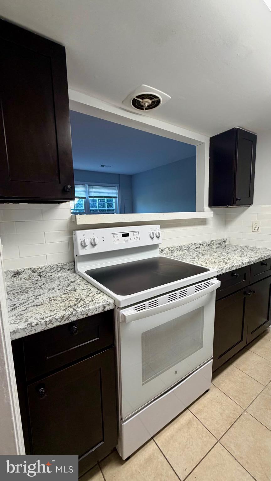 THE HIGHLANDS - Residential