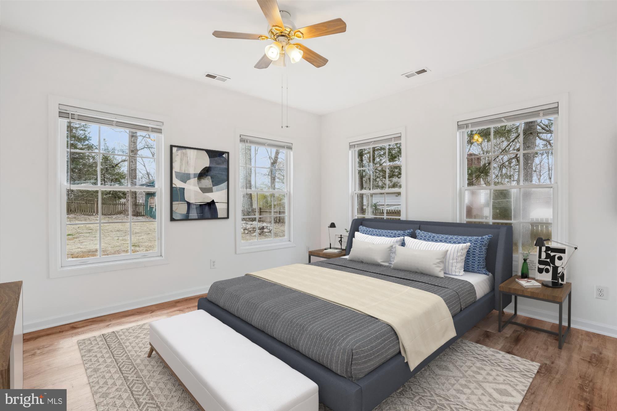 WARREN WOODS - Residential