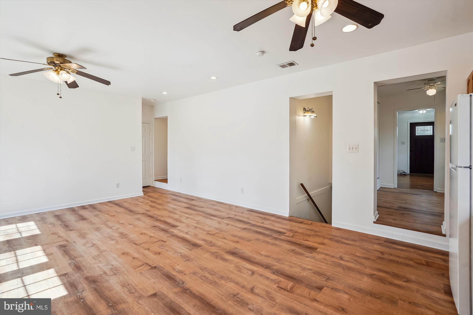 WARREN WOODS - Residential