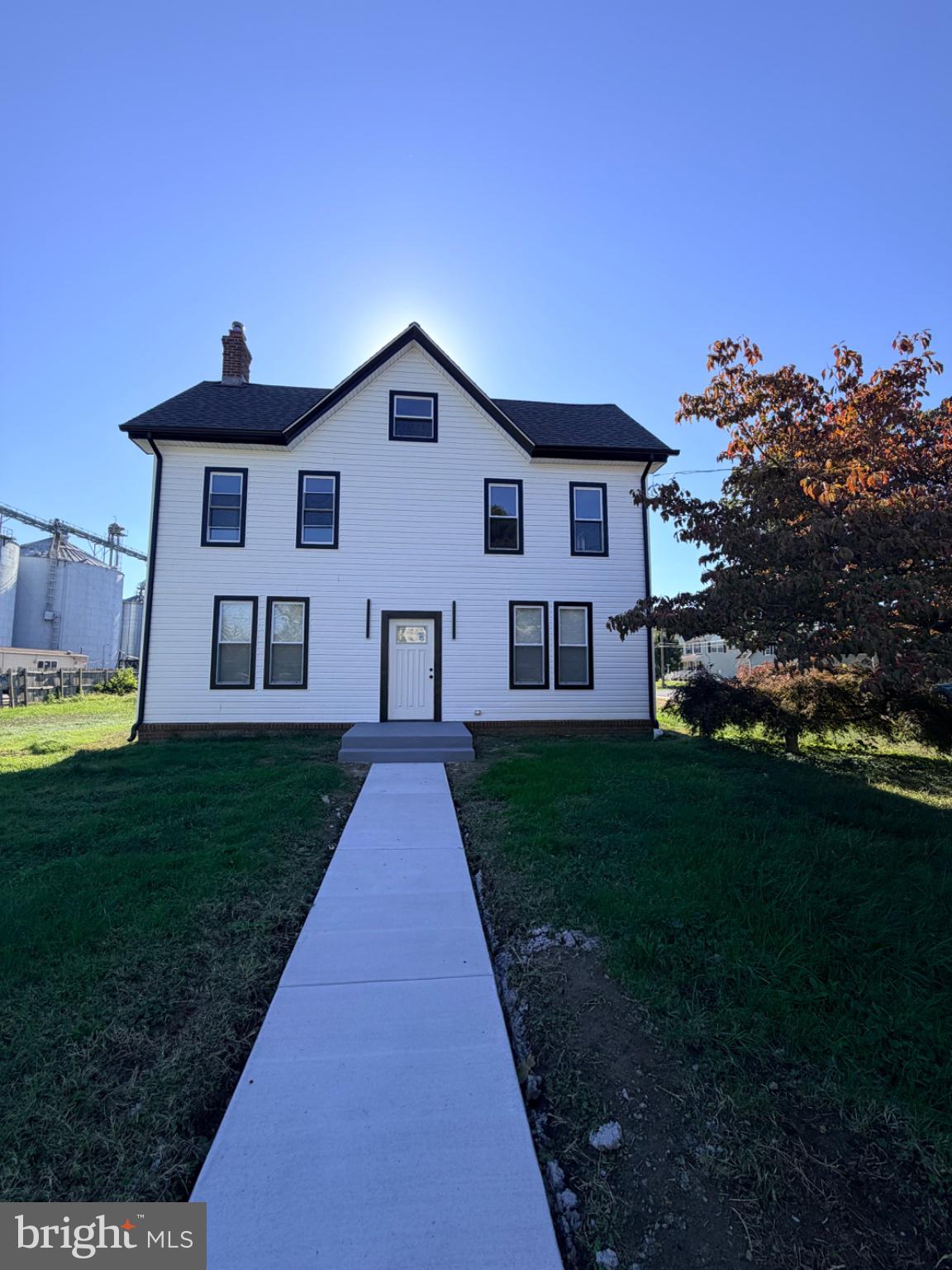 412 MAIN STREET