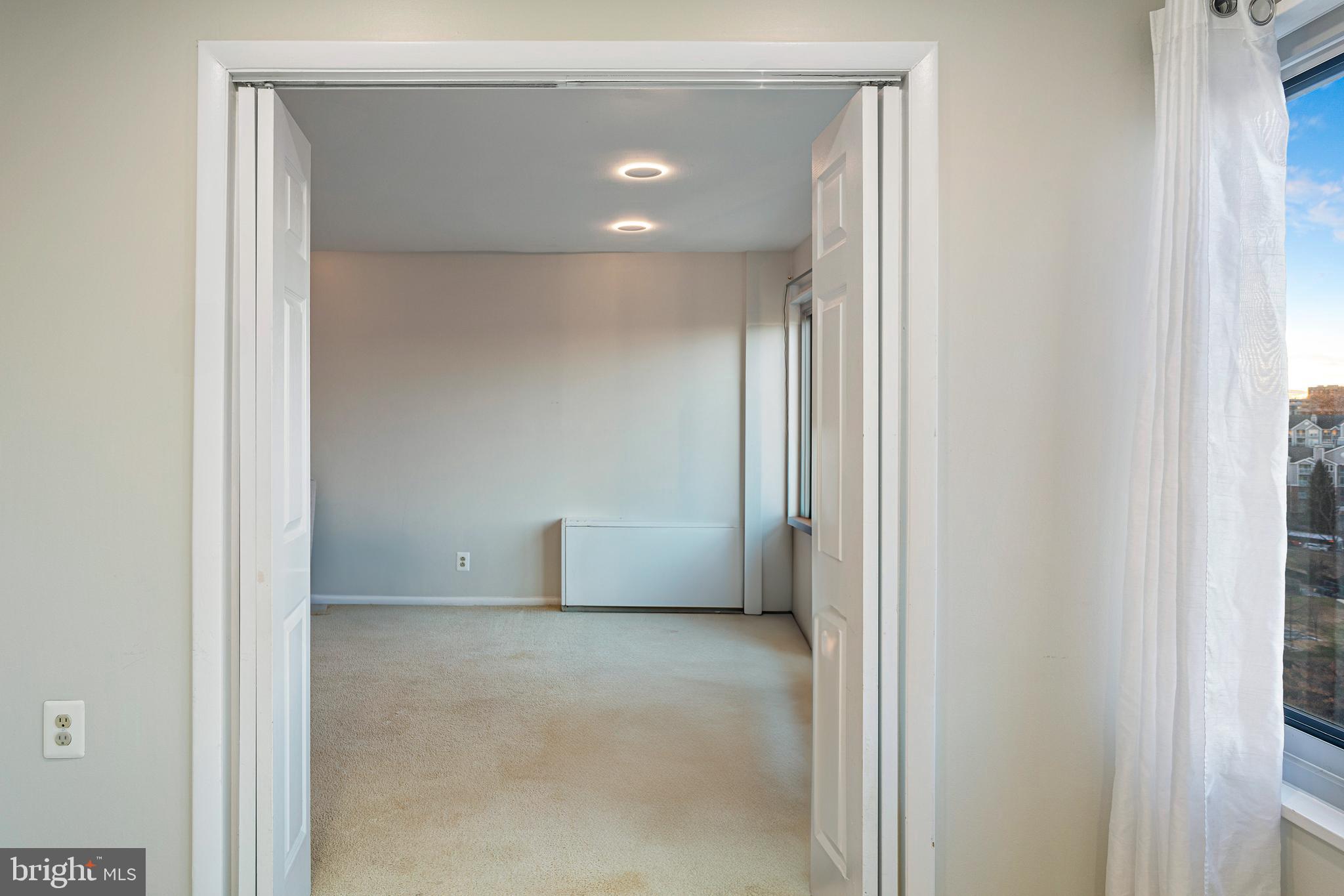 PAVILION ON THE PARK - Residential