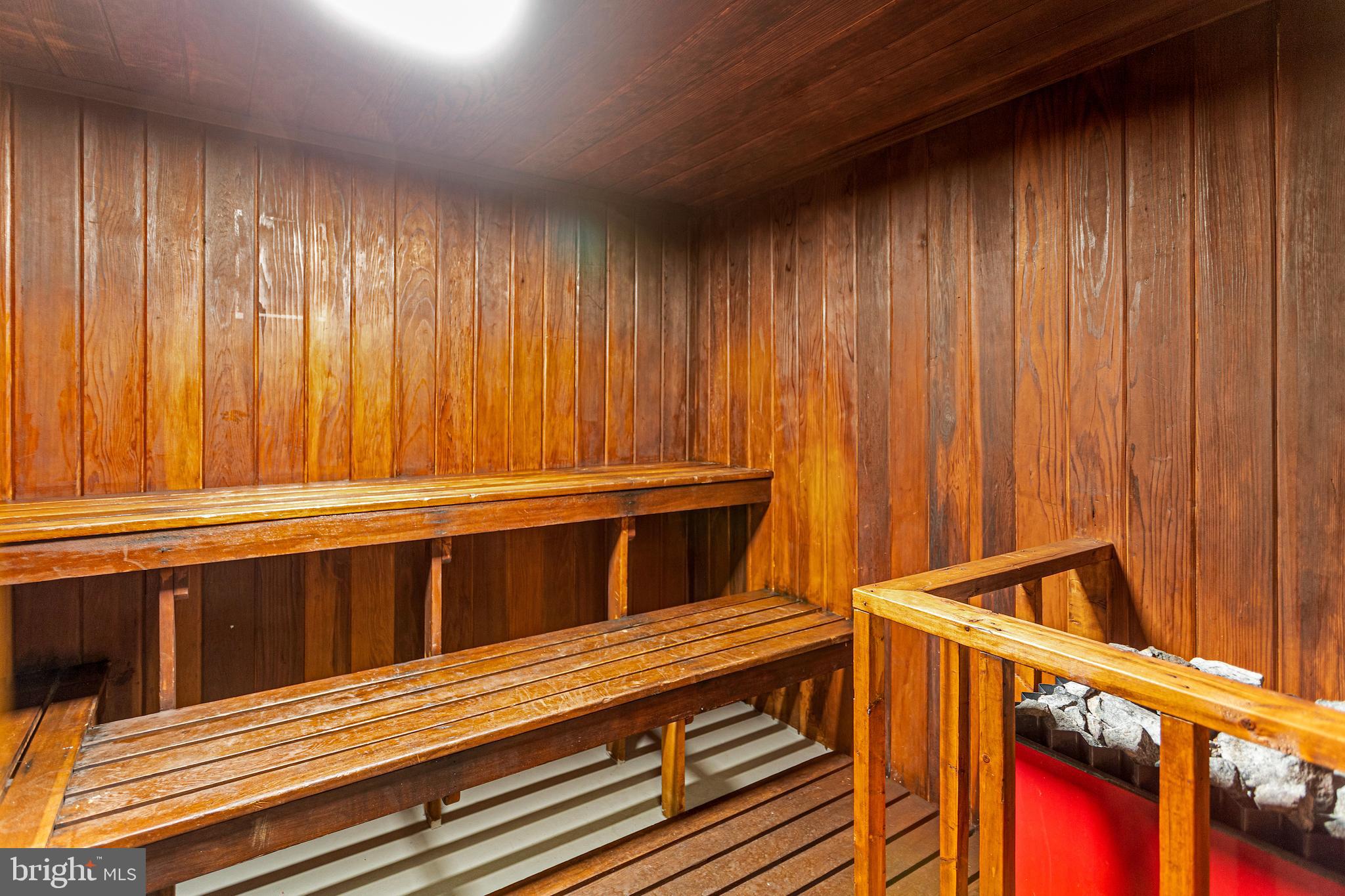 PAVILION ON THE PARK - Residential