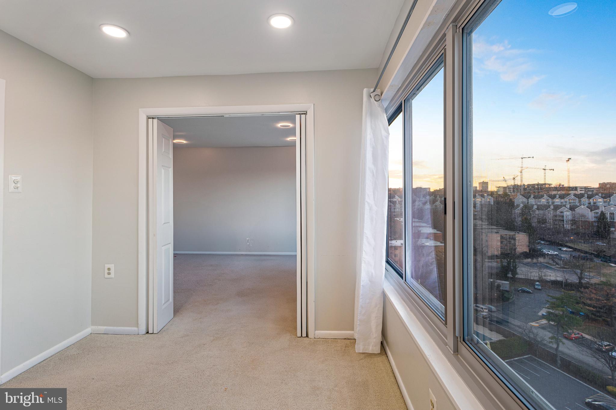 PAVILION ON THE PARK - Residential