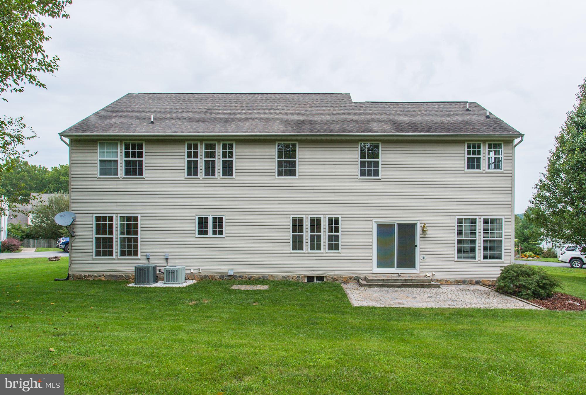 LOCUST HILL - Residential