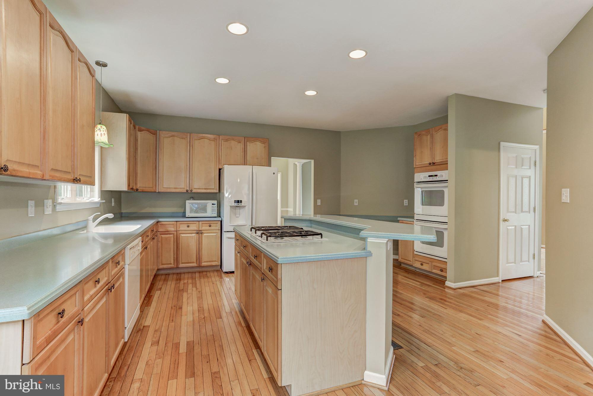 LOCUST HILL - Residential