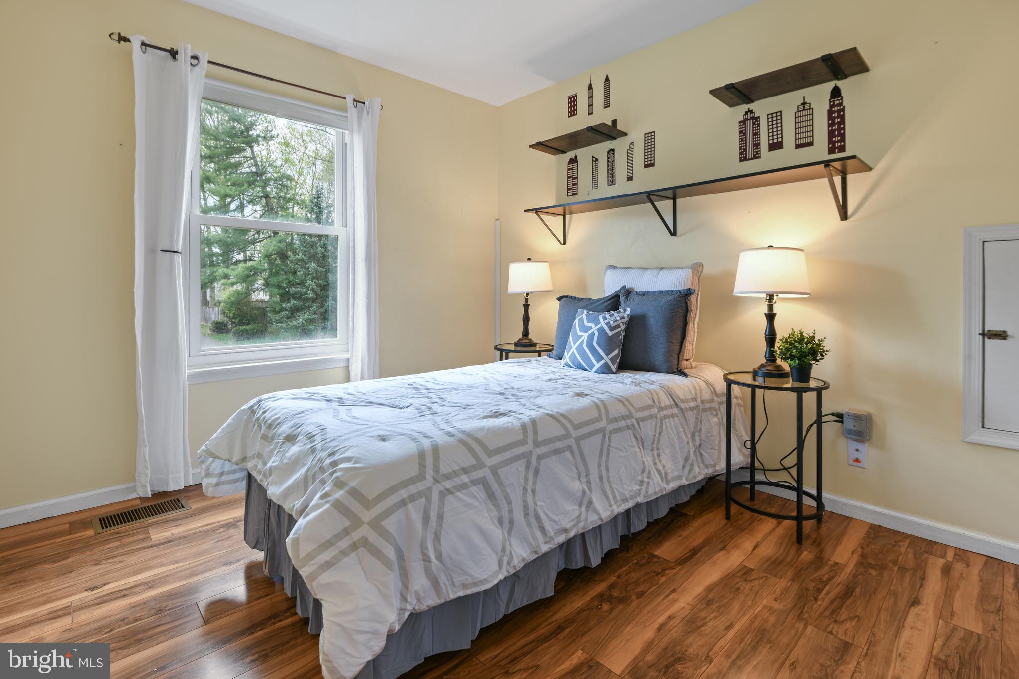 DISCOVERY - Residential