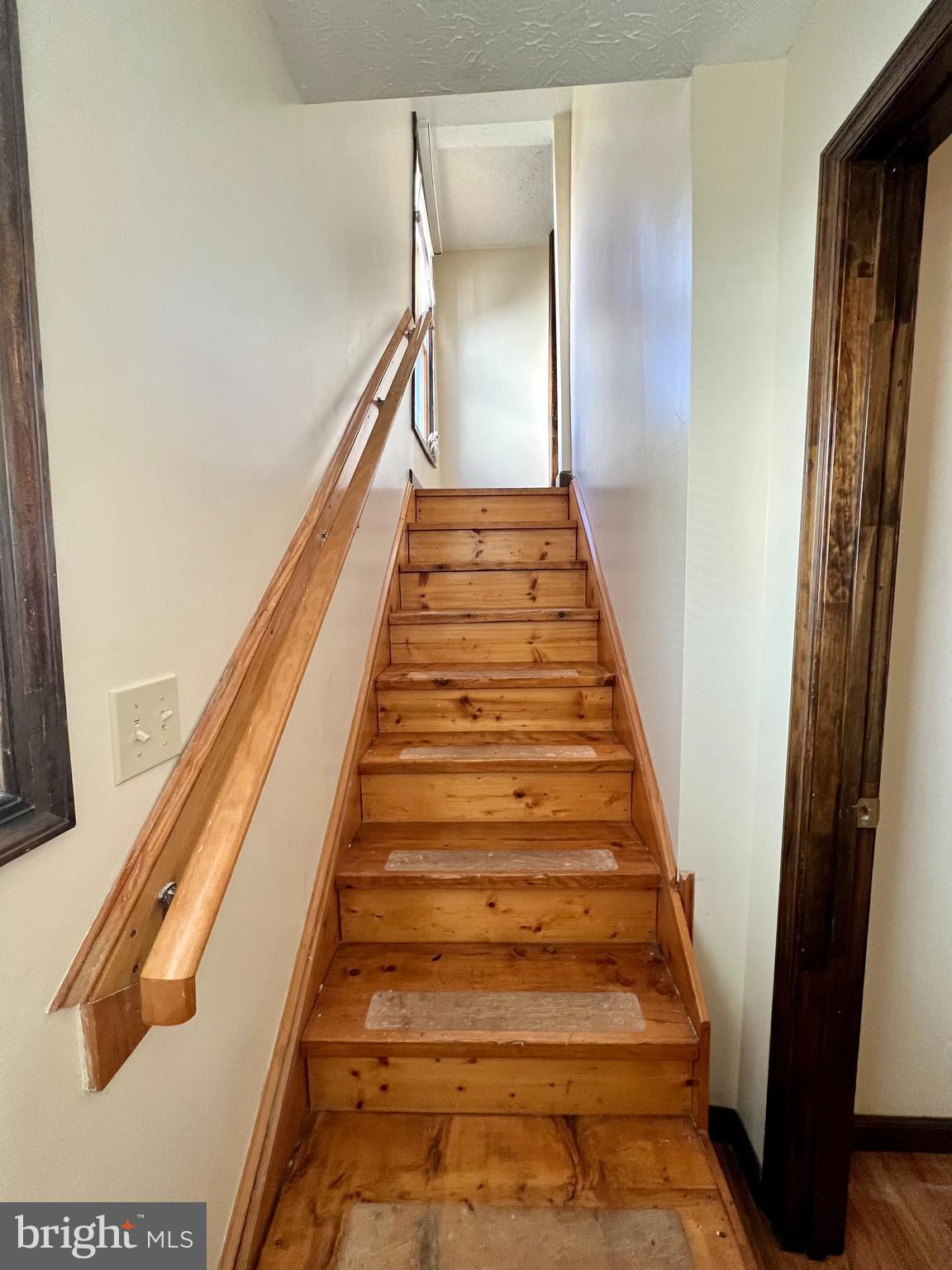 CHARLES TOWN - Residential Lease