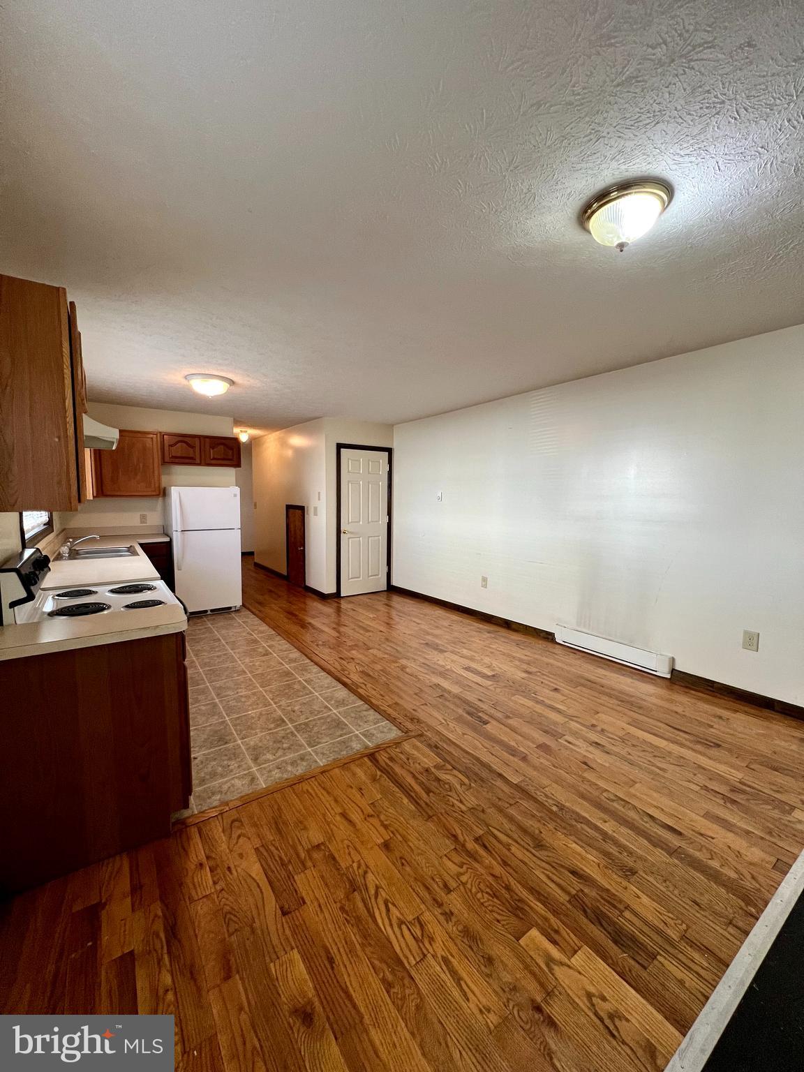 CHARLES TOWN - Residential Lease