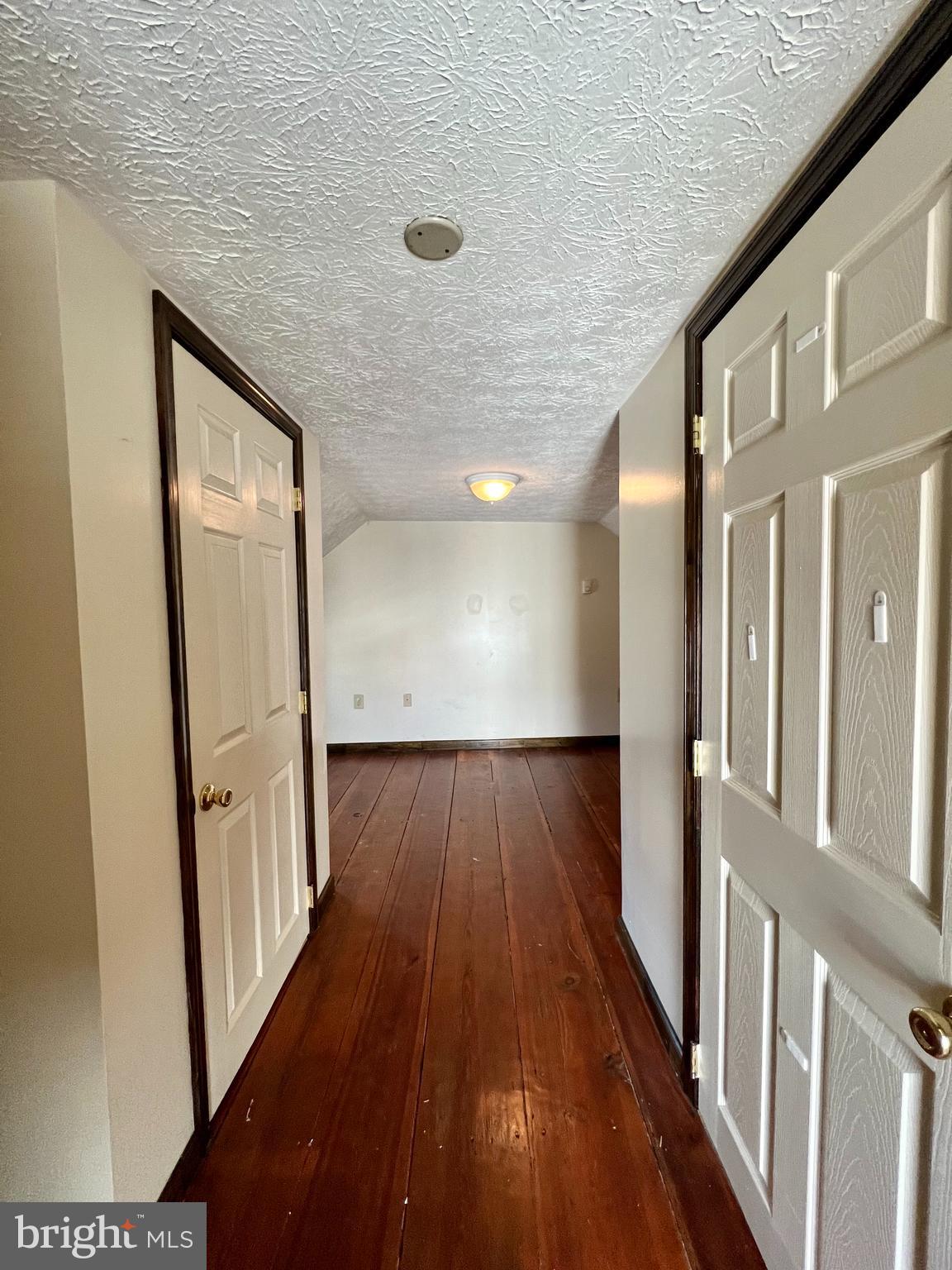 CHARLES TOWN - Residential Lease