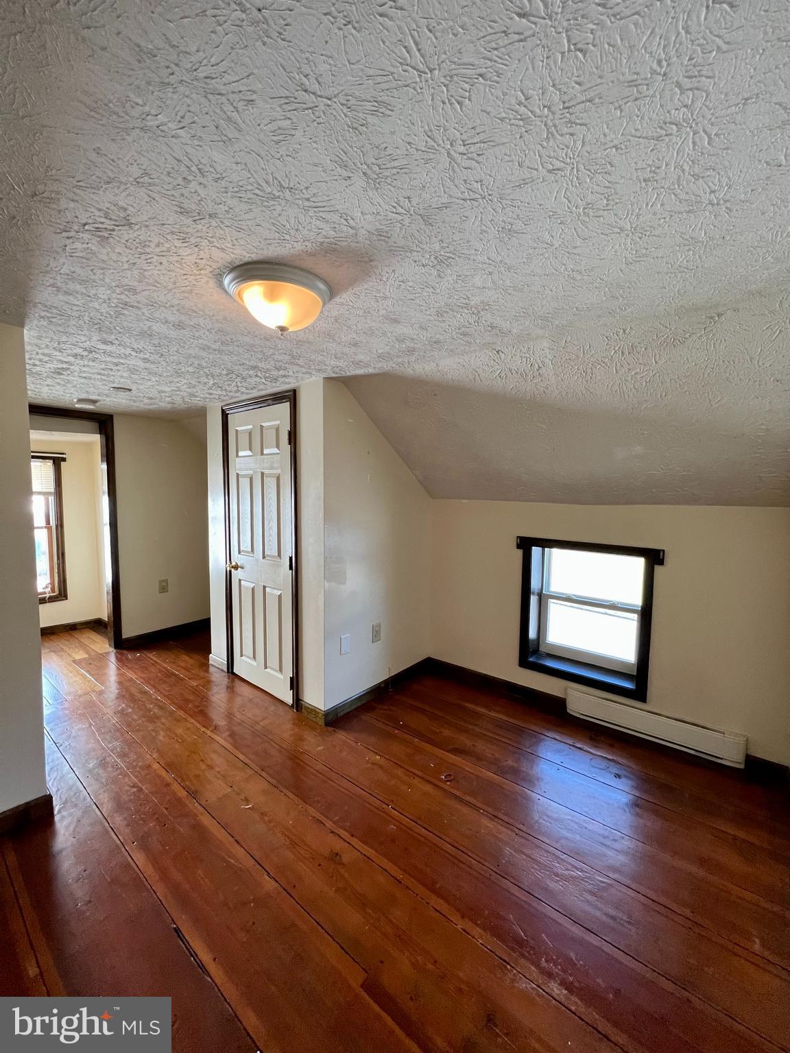 CHARLES TOWN - Residential Lease