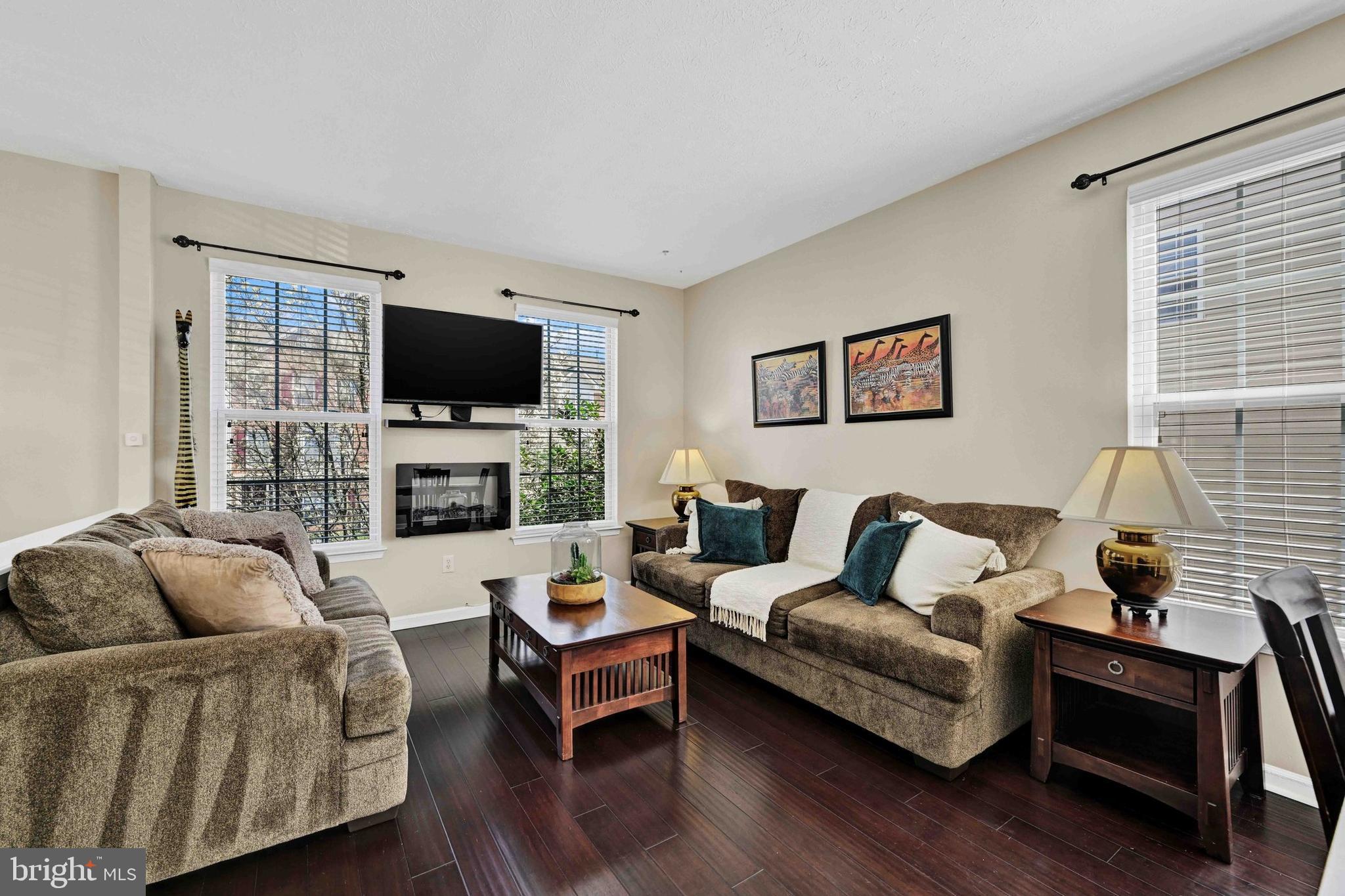 EAGLES LANDING AT WATERS EDGE - Residential