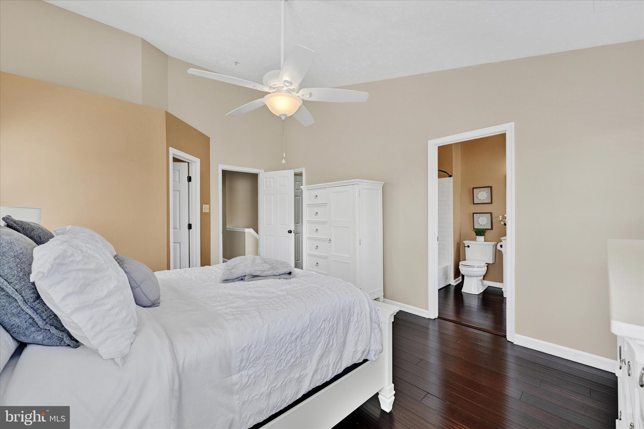 EAGLES LANDING AT WATERS EDGE - Residential