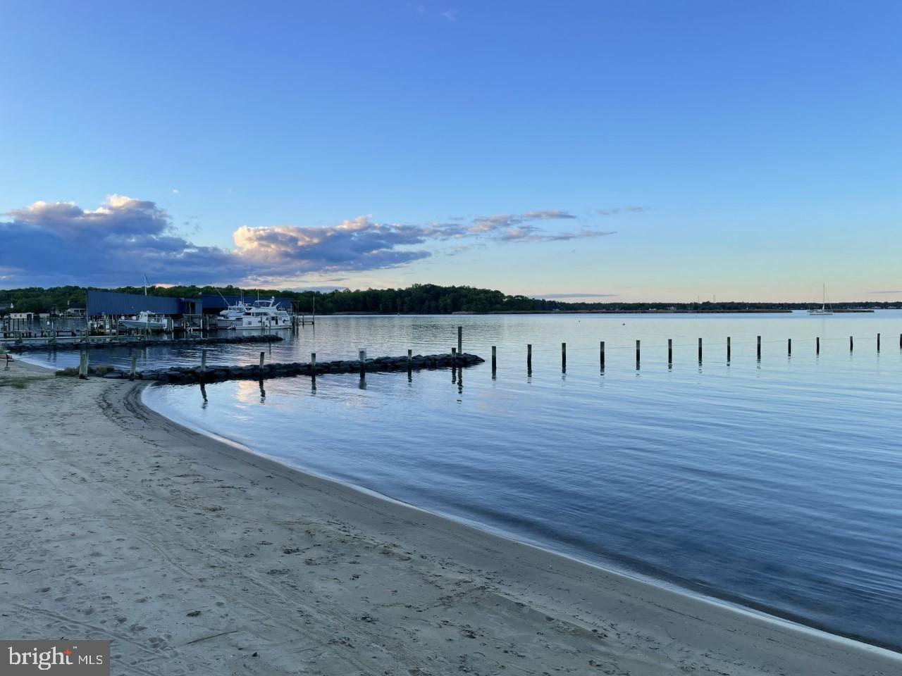 NORTH SELBY - Residential