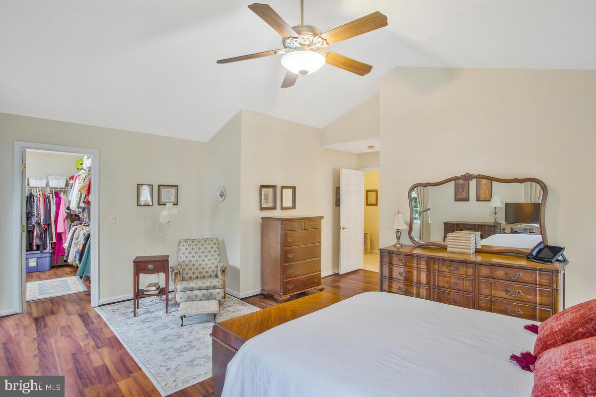 NORTH SELBY - Residential