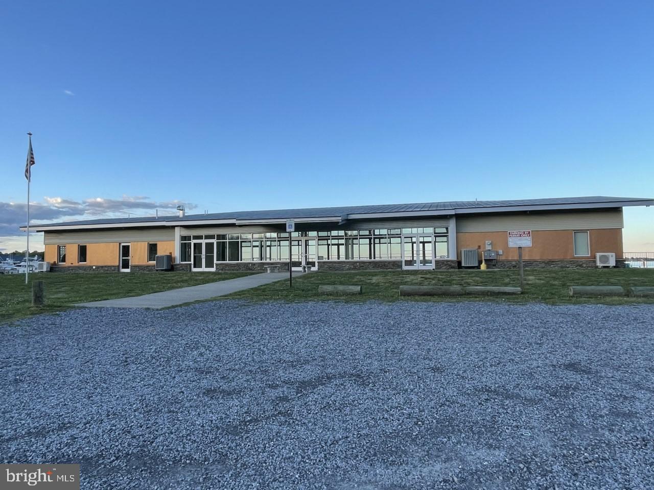 NORTH SELBY - Residential