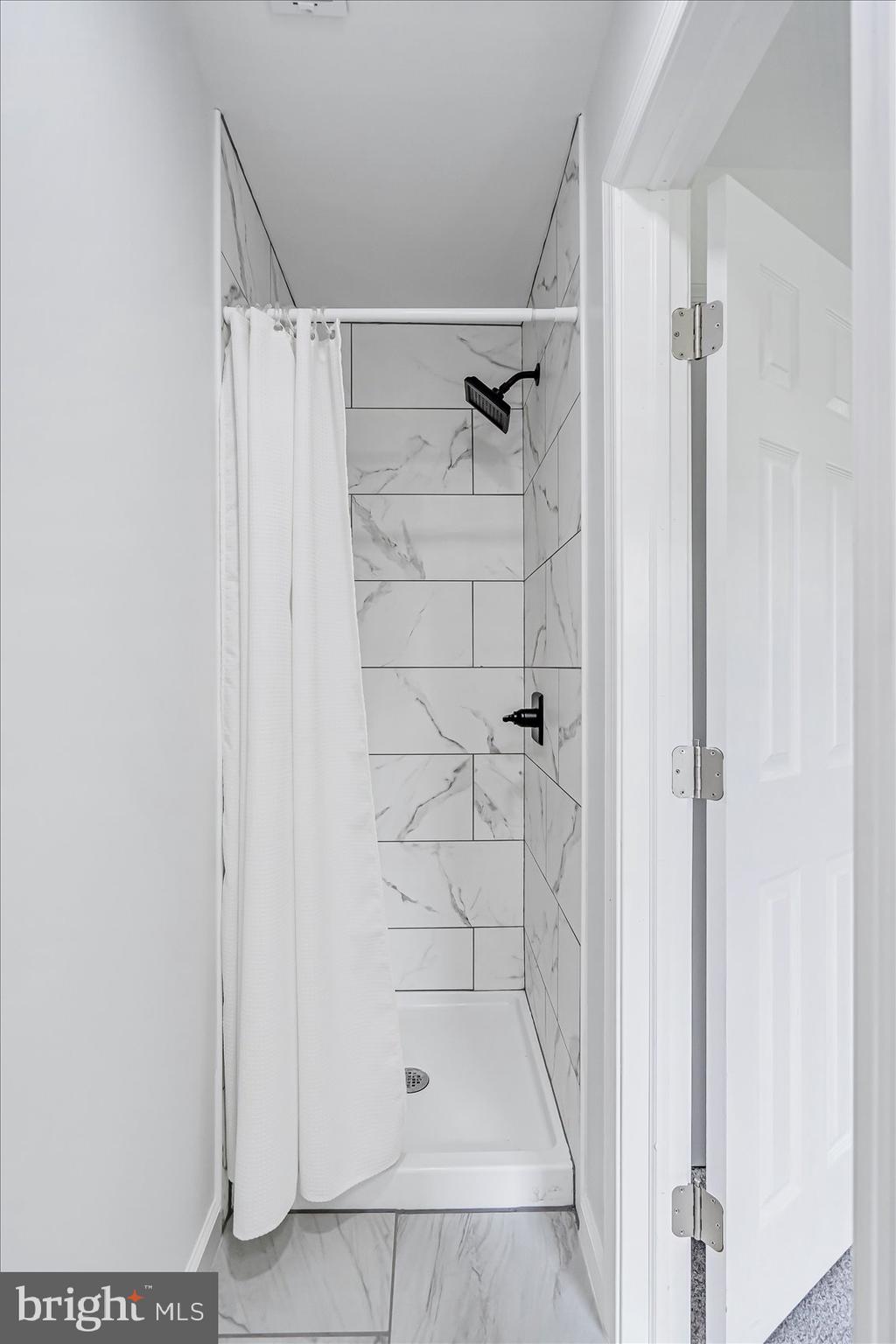 VICTORY VILLA - Residential