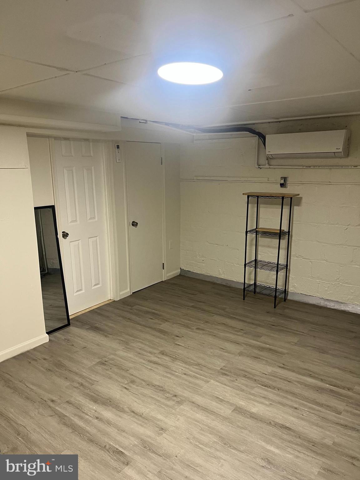 PARKER GRAY - Residential