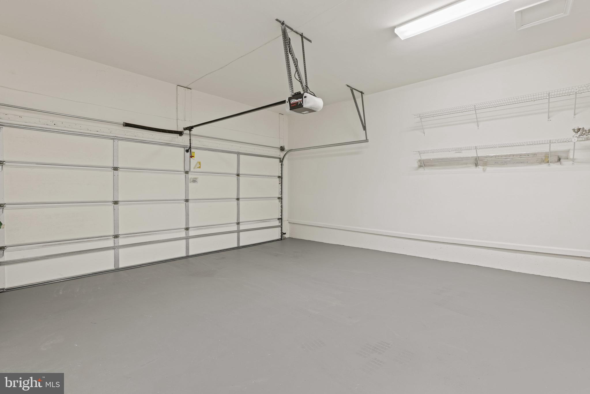 MCHENRY POINTE - Residential