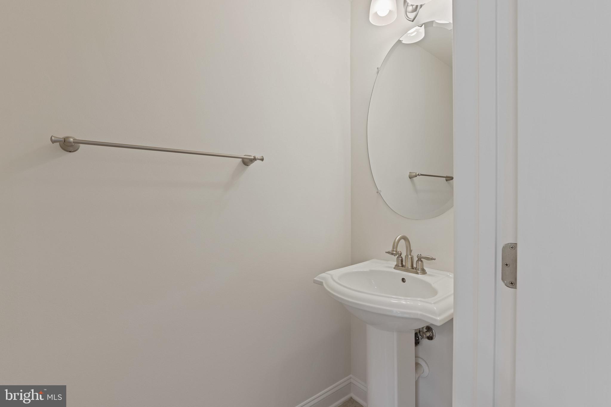 MCHENRY POINTE - Residential