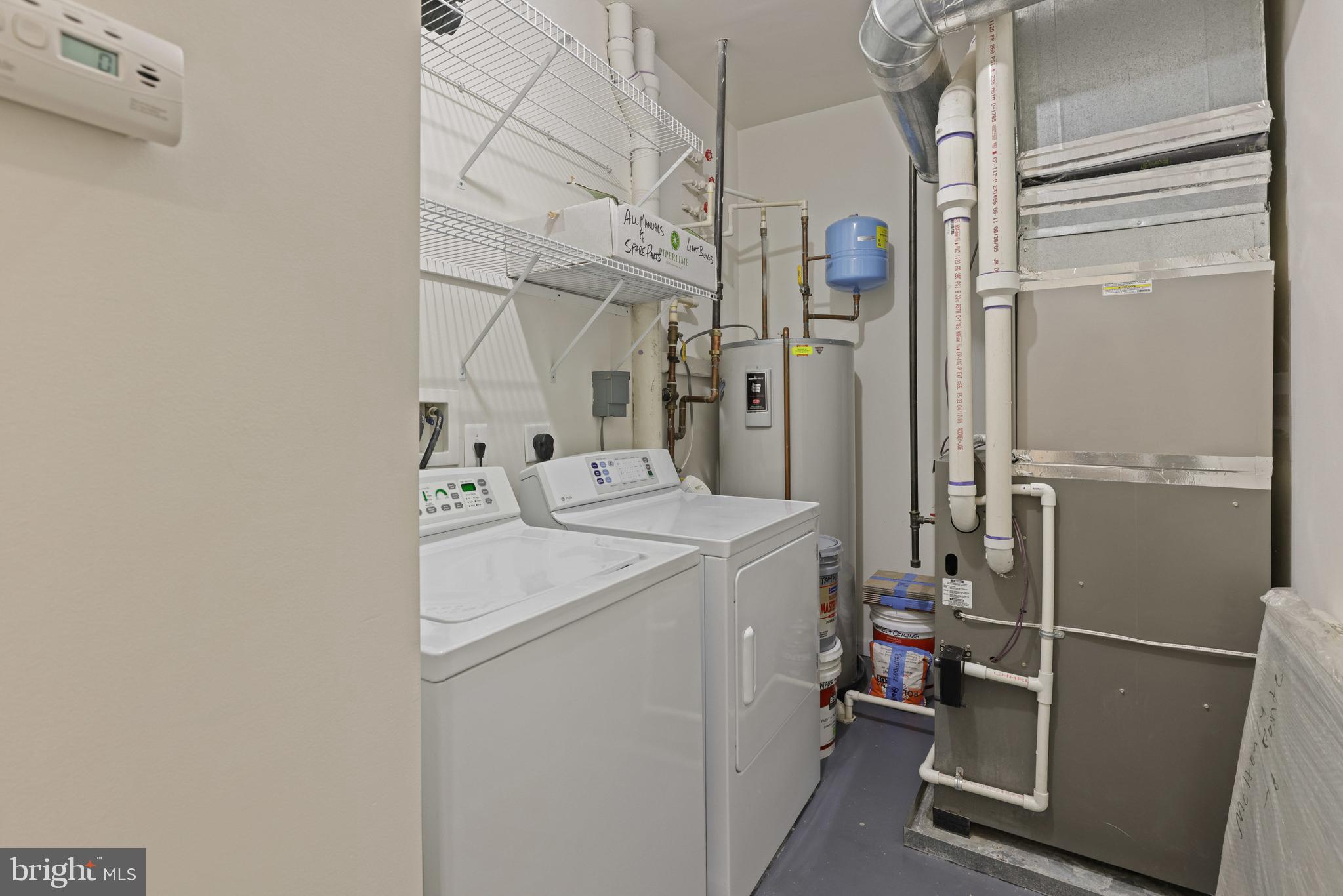 MCHENRY POINTE - Residential