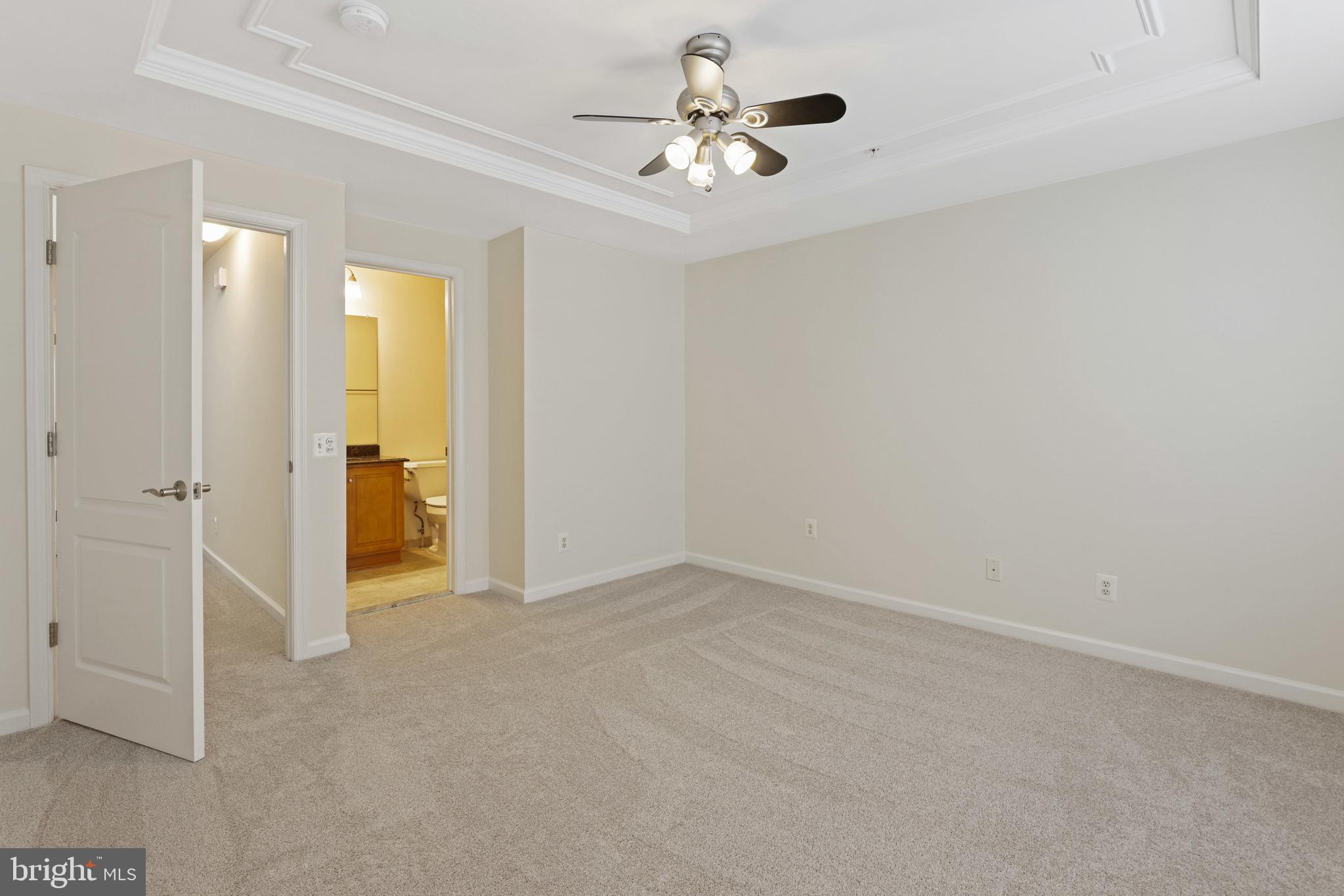 MCHENRY POINTE - Residential