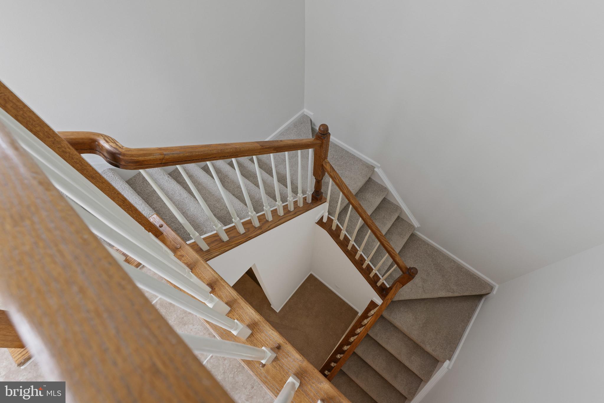 MCHENRY POINTE - Residential