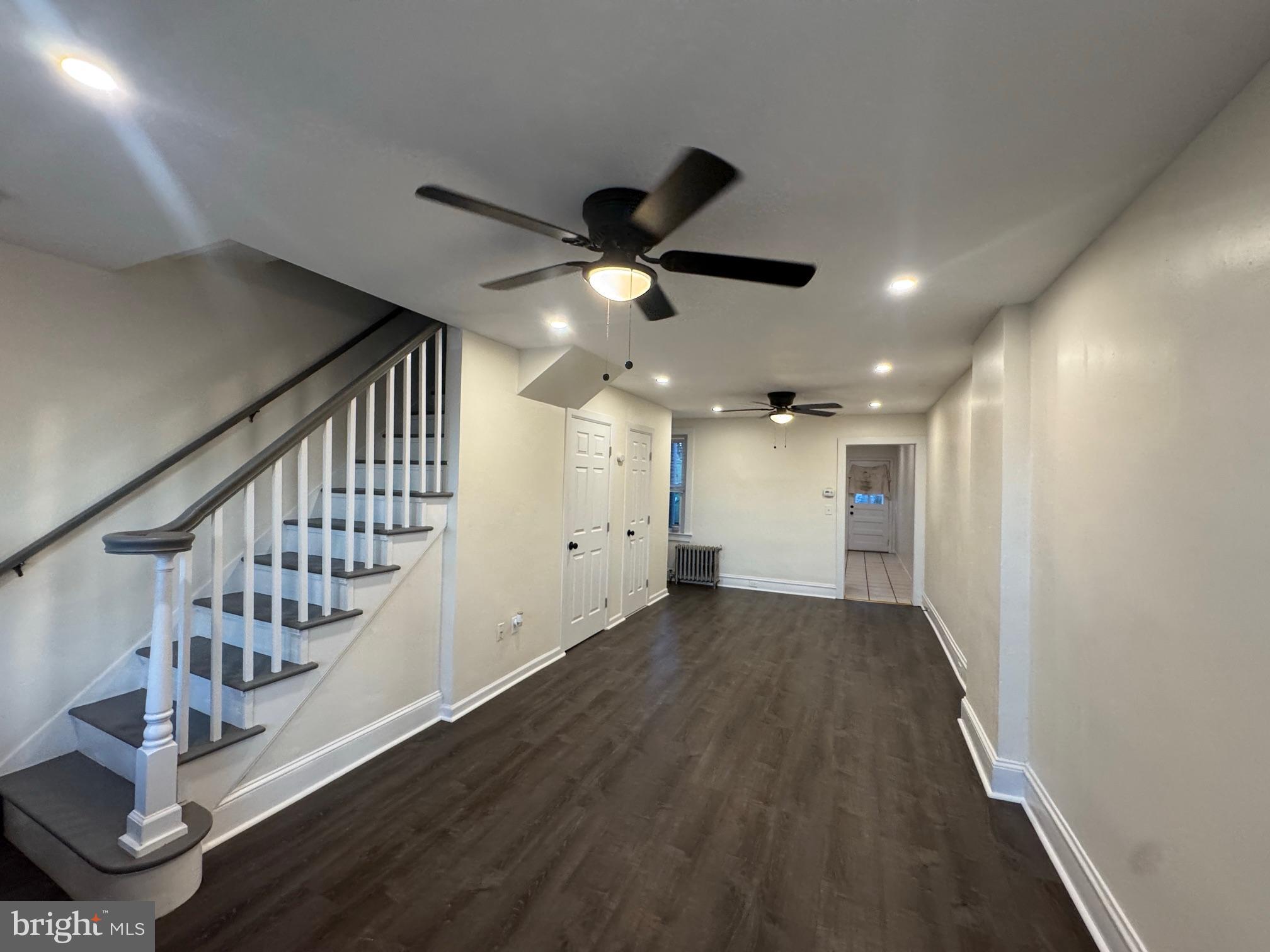 KING MANOR - Residential Lease