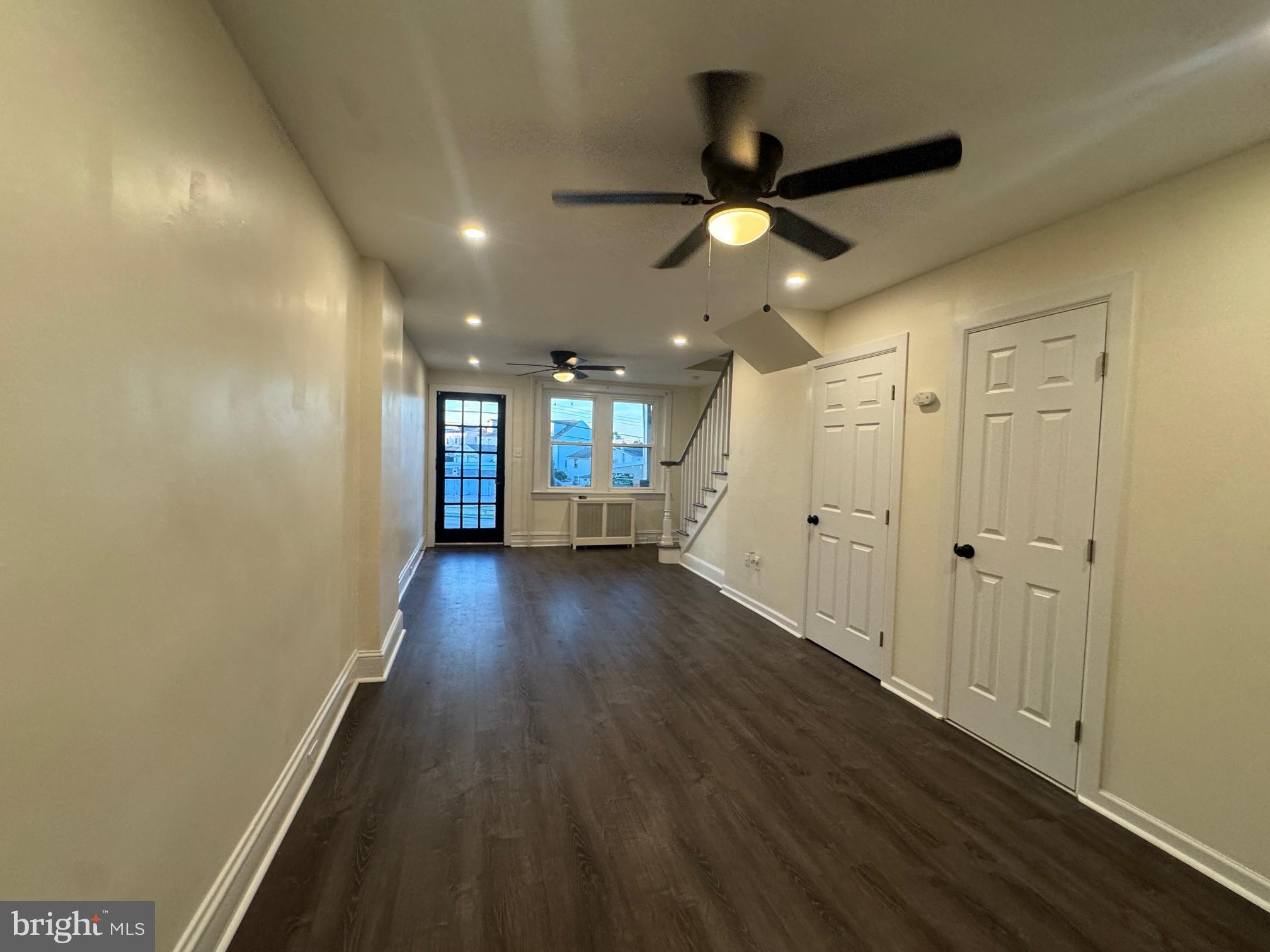 KING MANOR - Residential Lease