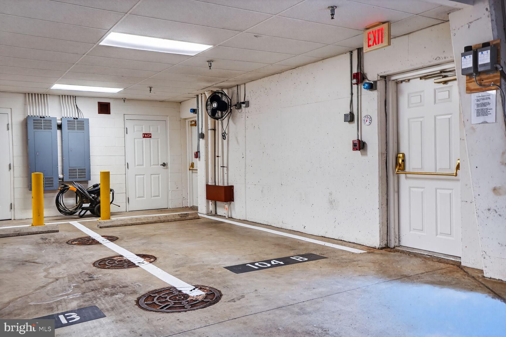 STRATHMORE PARK - Residential