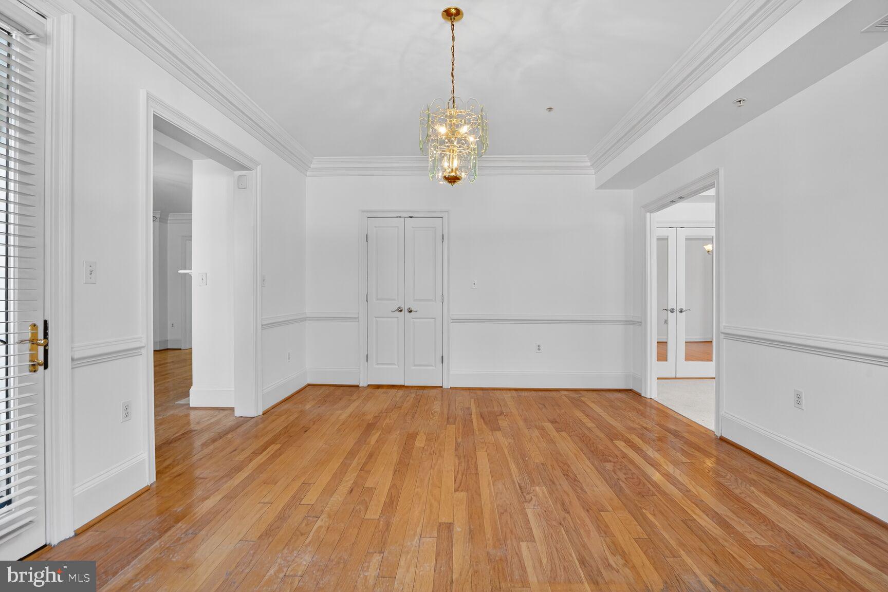 STRATHMORE PARK - Residential