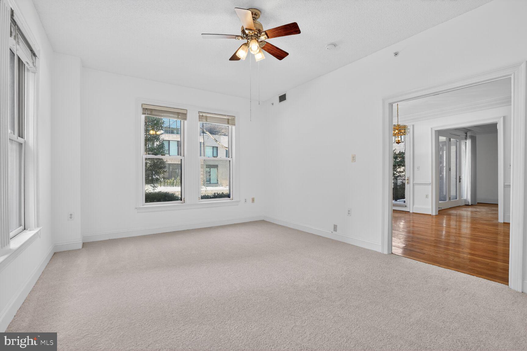 STRATHMORE PARK - Residential