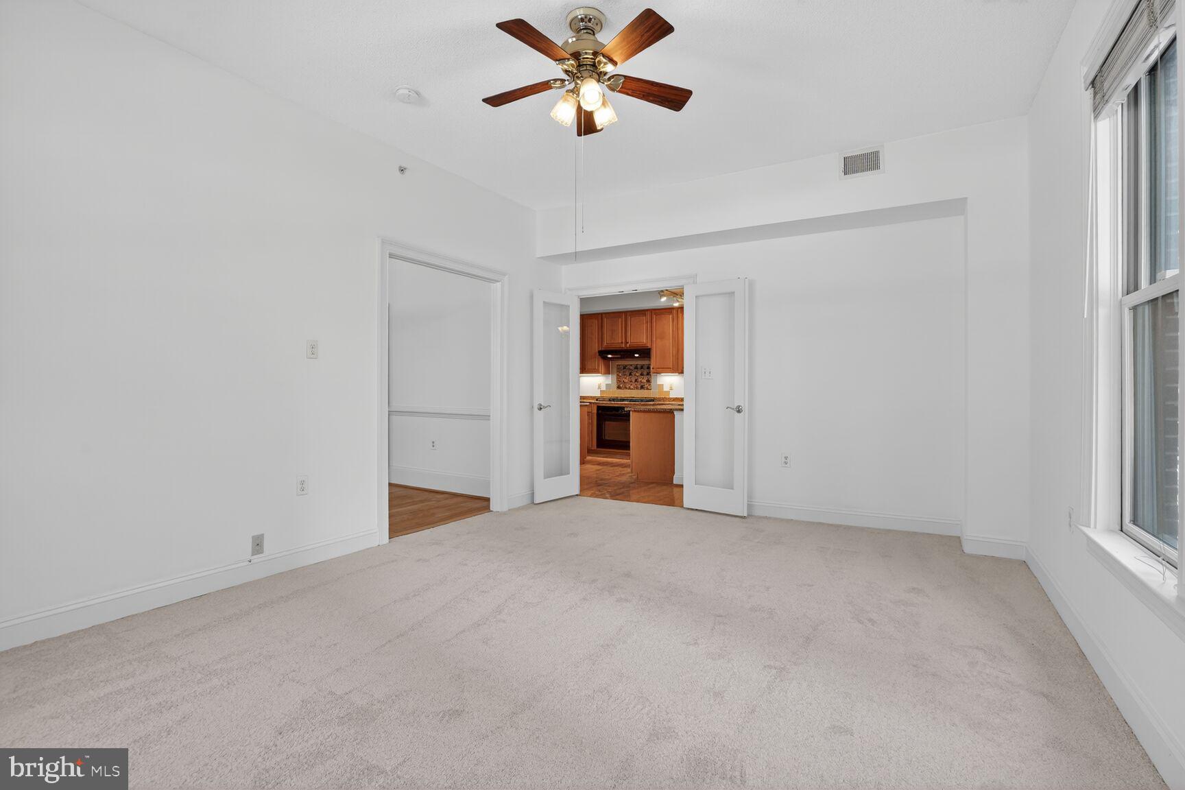 STRATHMORE PARK - Residential