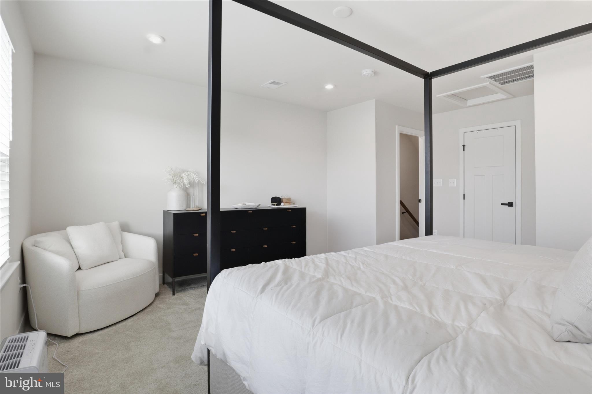 ARCOLA TOWN CENTER - Residential