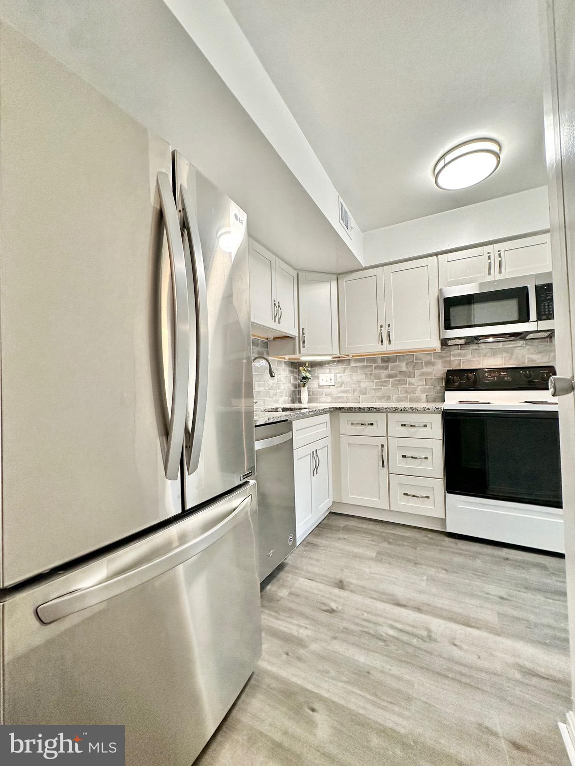 TERRACE TOWNHOUSES OF ANNANDALE - Residential Lease