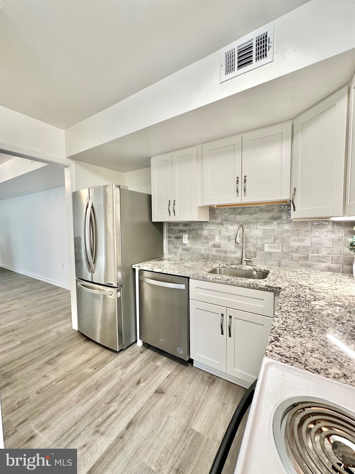 TERRACE TOWNHOUSES OF ANNANDALE - Residential Lease