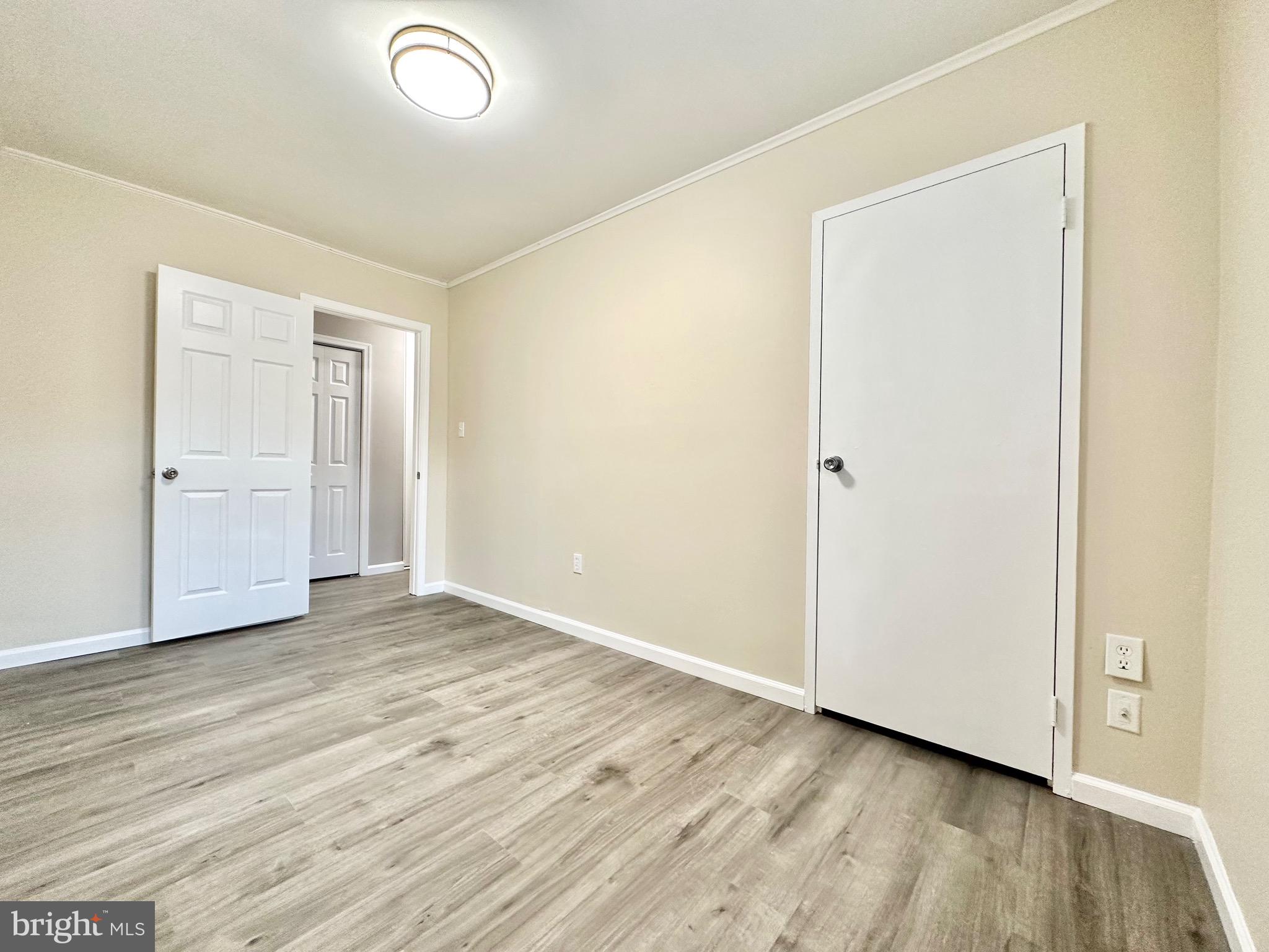 TERRACE TOWNHOUSES OF ANNANDALE - Residential Lease