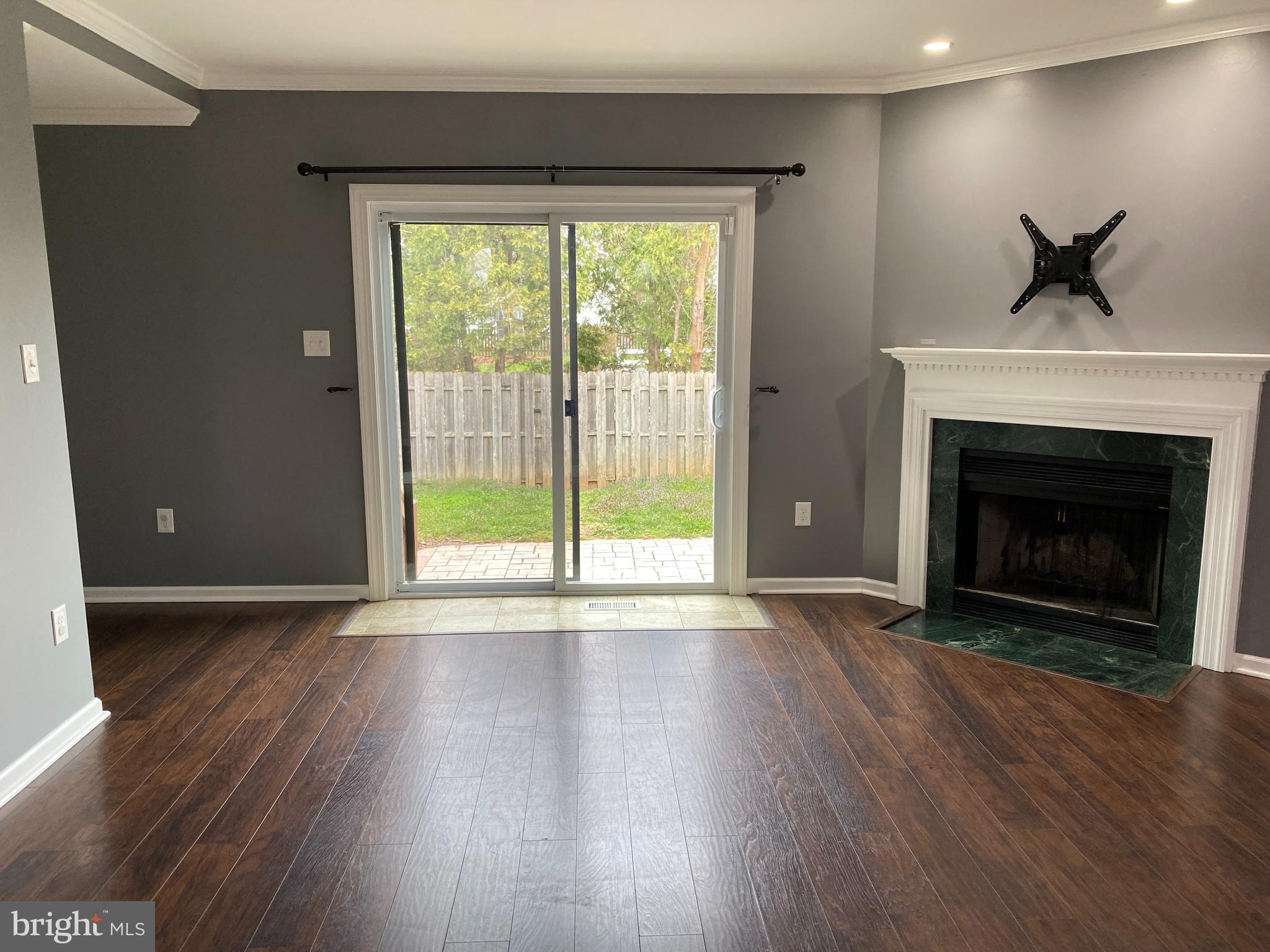 WILLOWCREST - Residential Lease