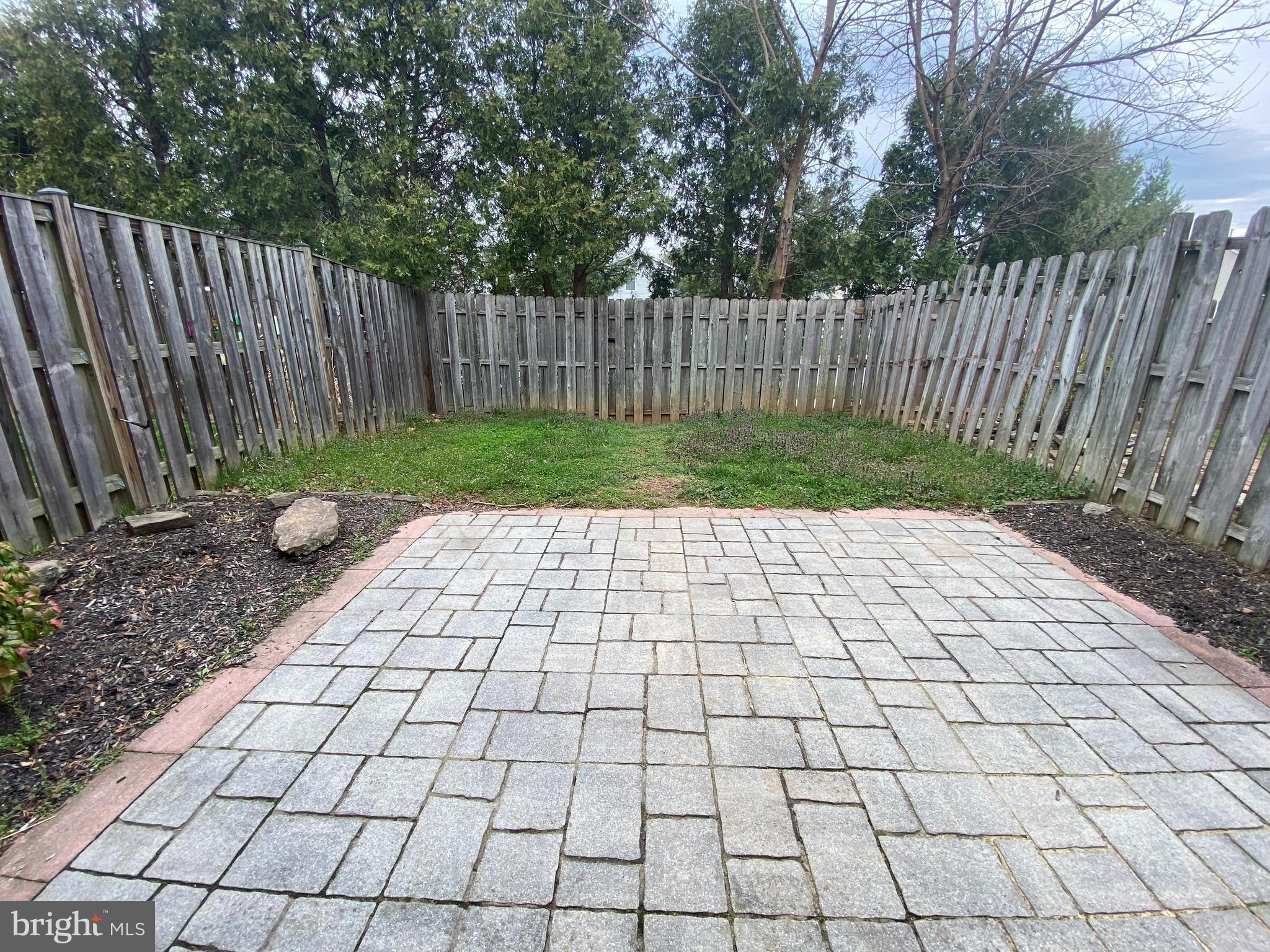 WILLOWCREST - Residential Lease