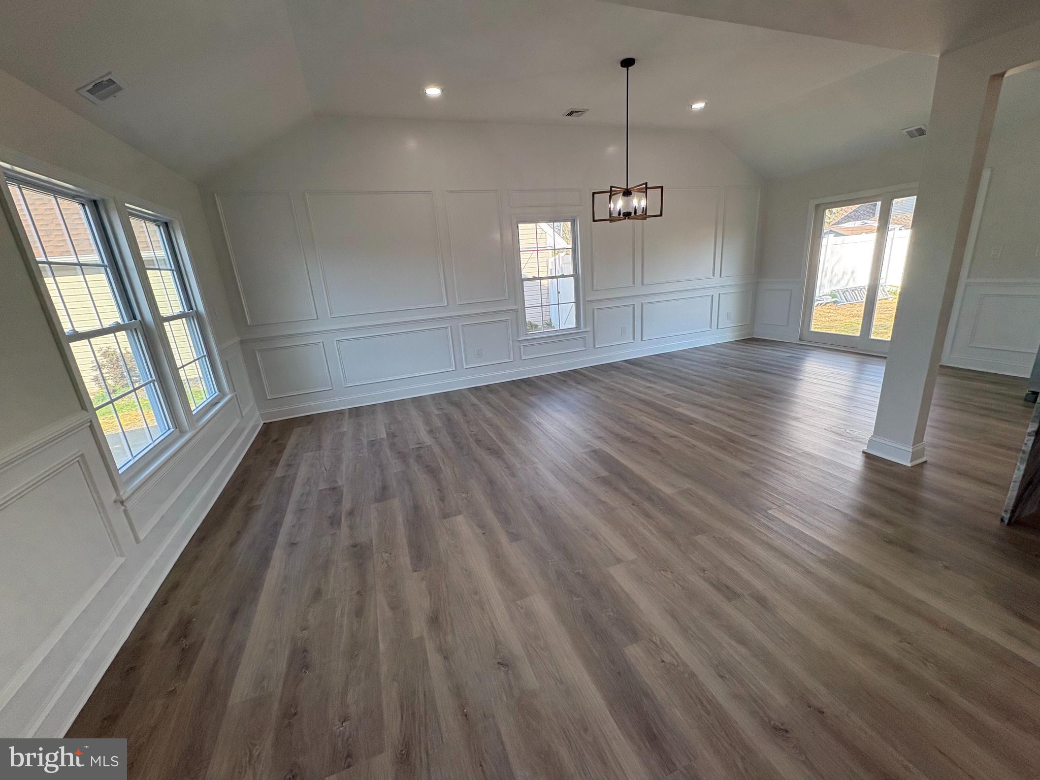 MILL CREEK FALLS - Residential