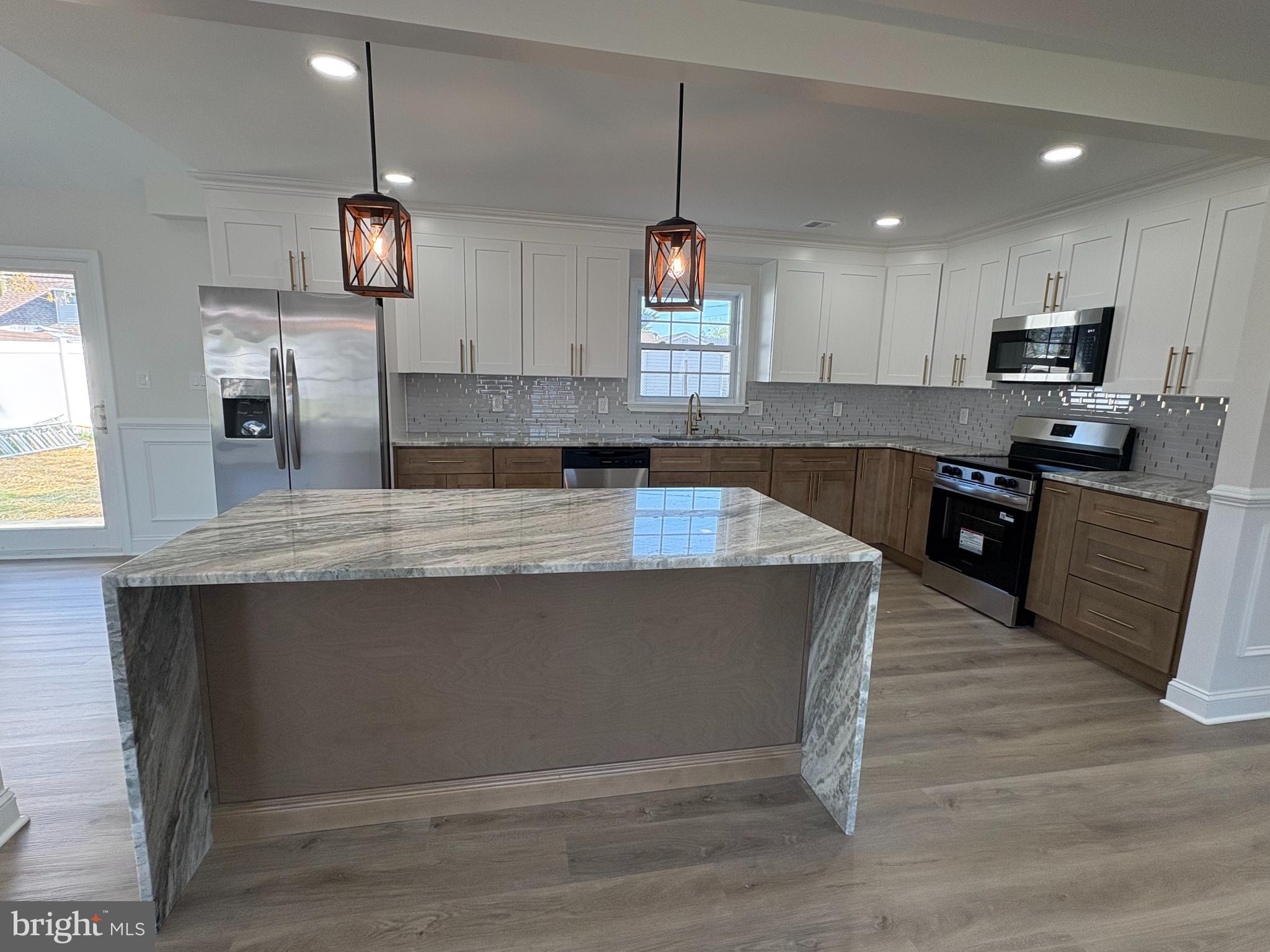 MILL CREEK FALLS - Residential