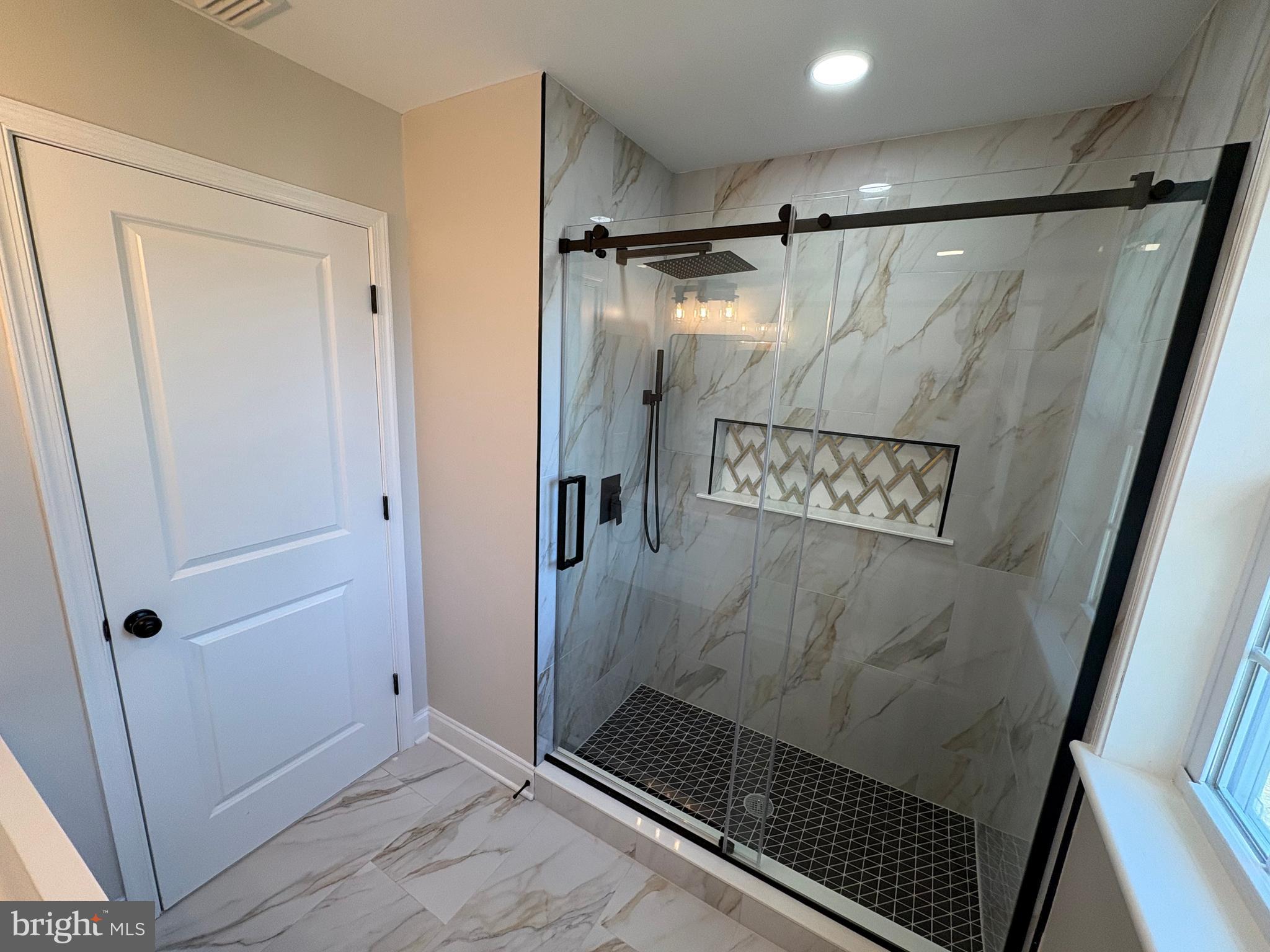 MILL CREEK FALLS - Residential