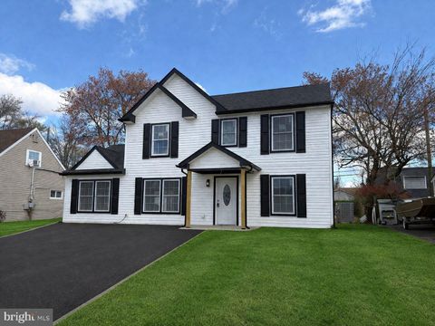 50 MICAHILL ROAD LEVITTOWN PA 19056