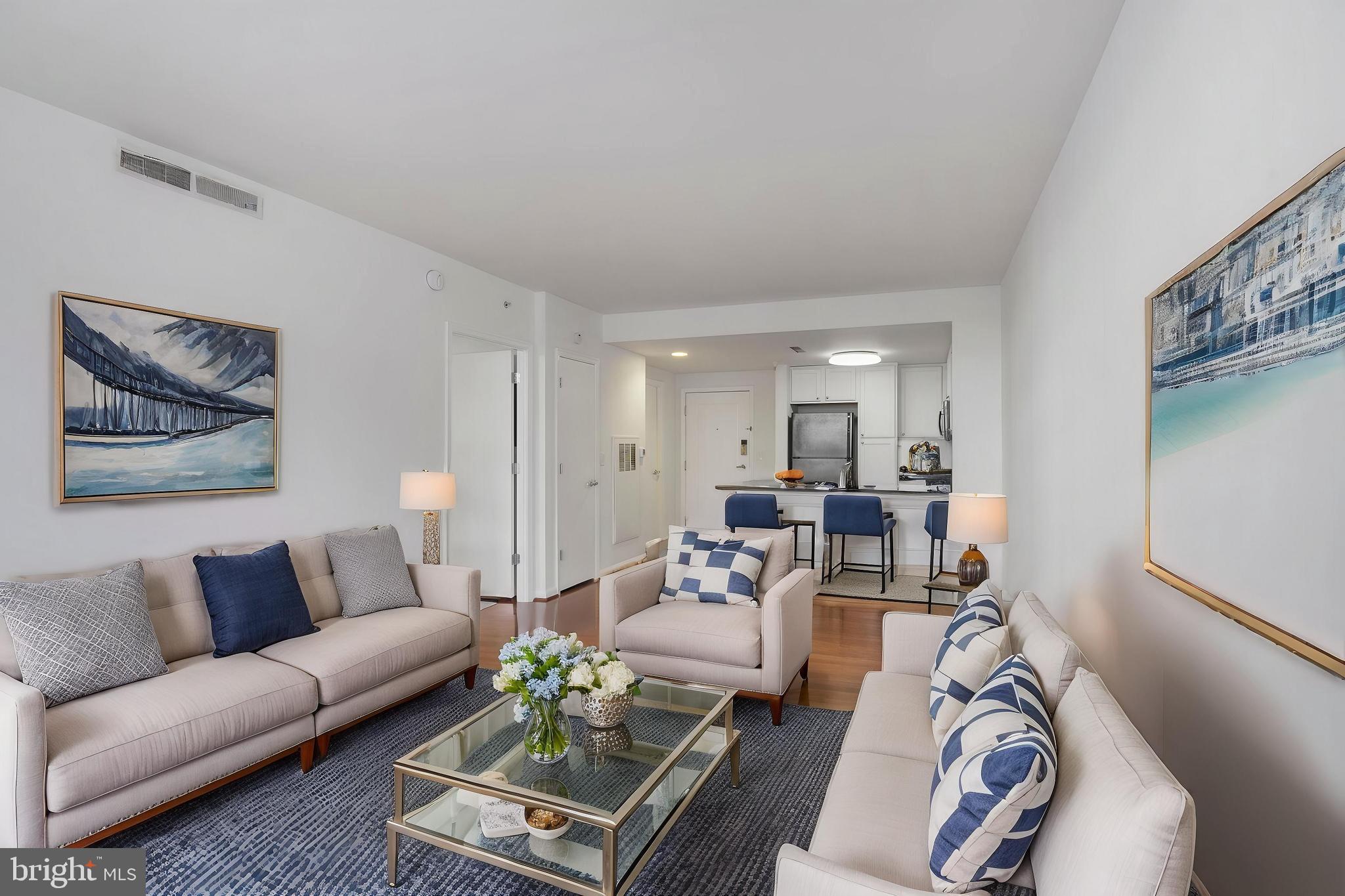 355 I STREET SW S114