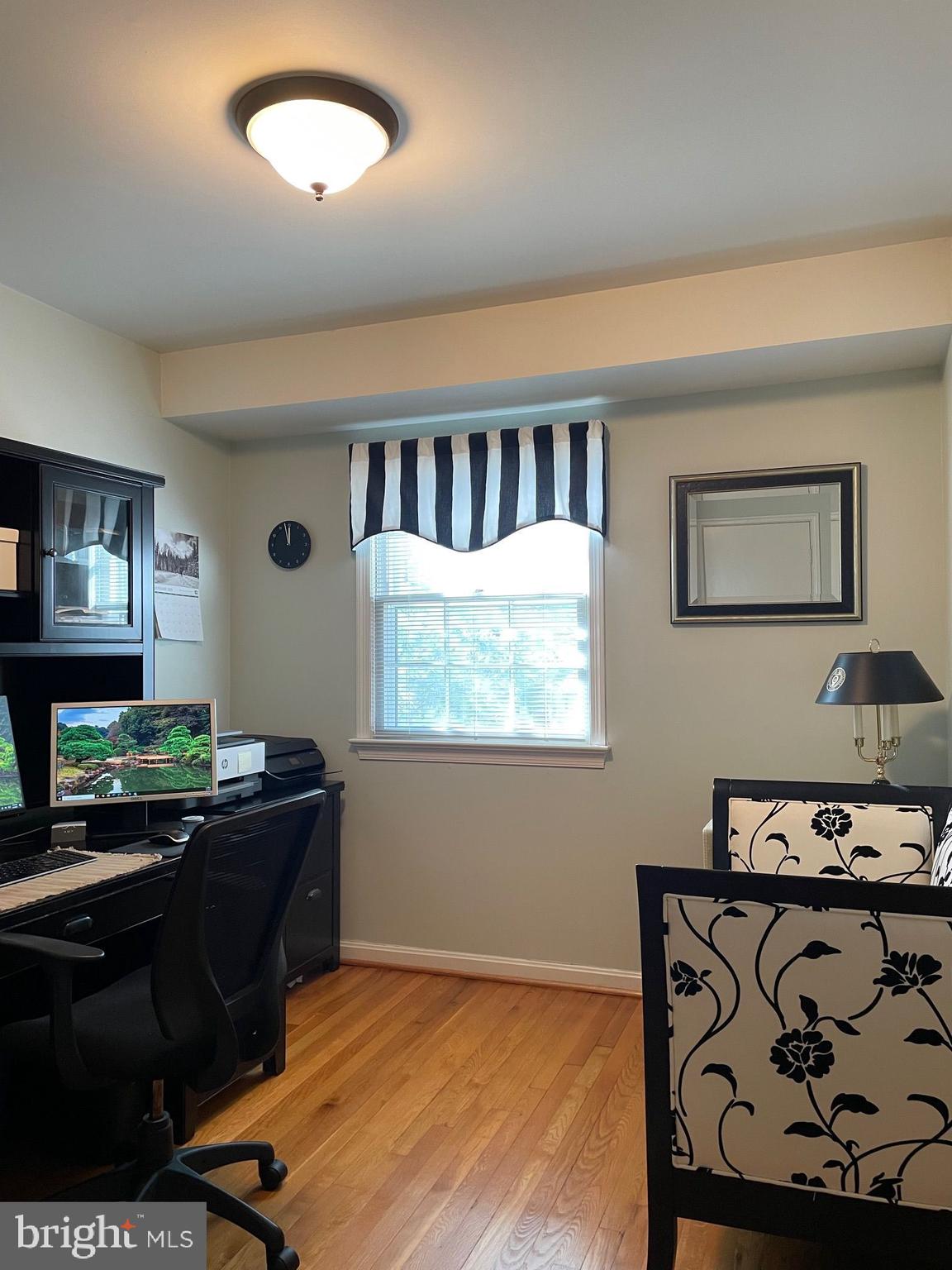 WALNUT GROVE - Residential