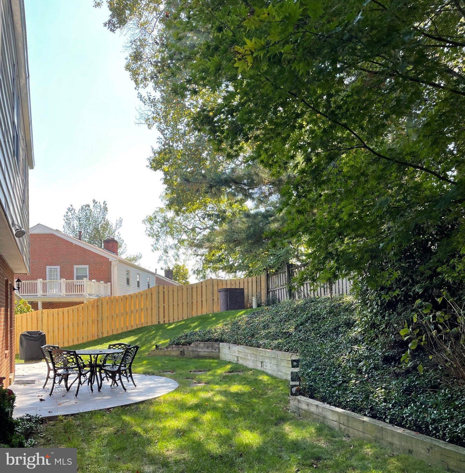 WALNUT GROVE - Residential