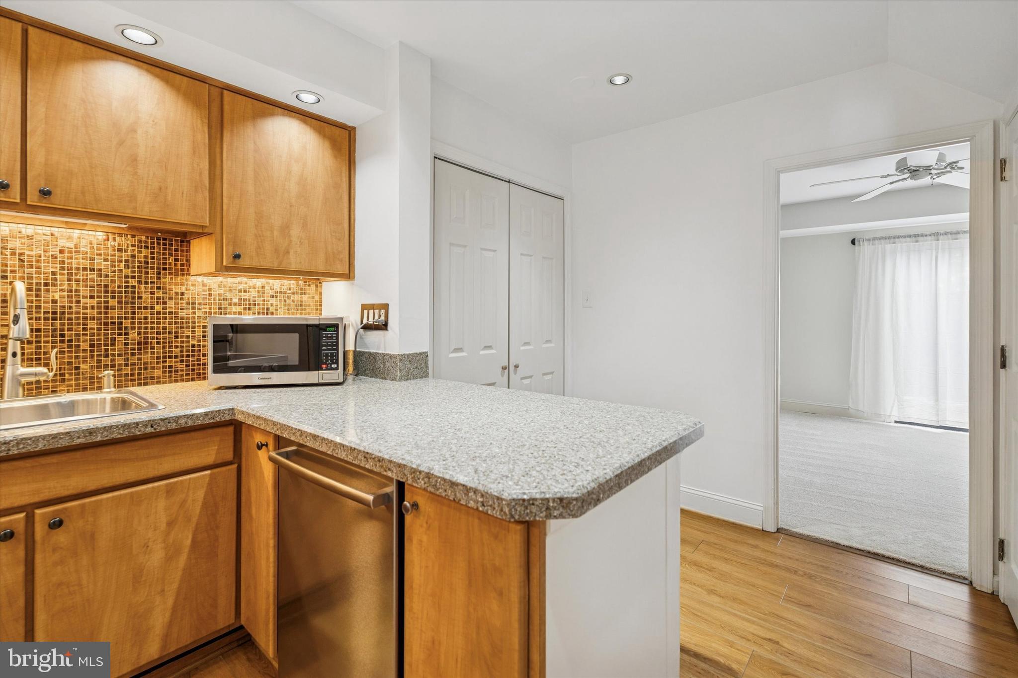 ASPENWOOD - Residential