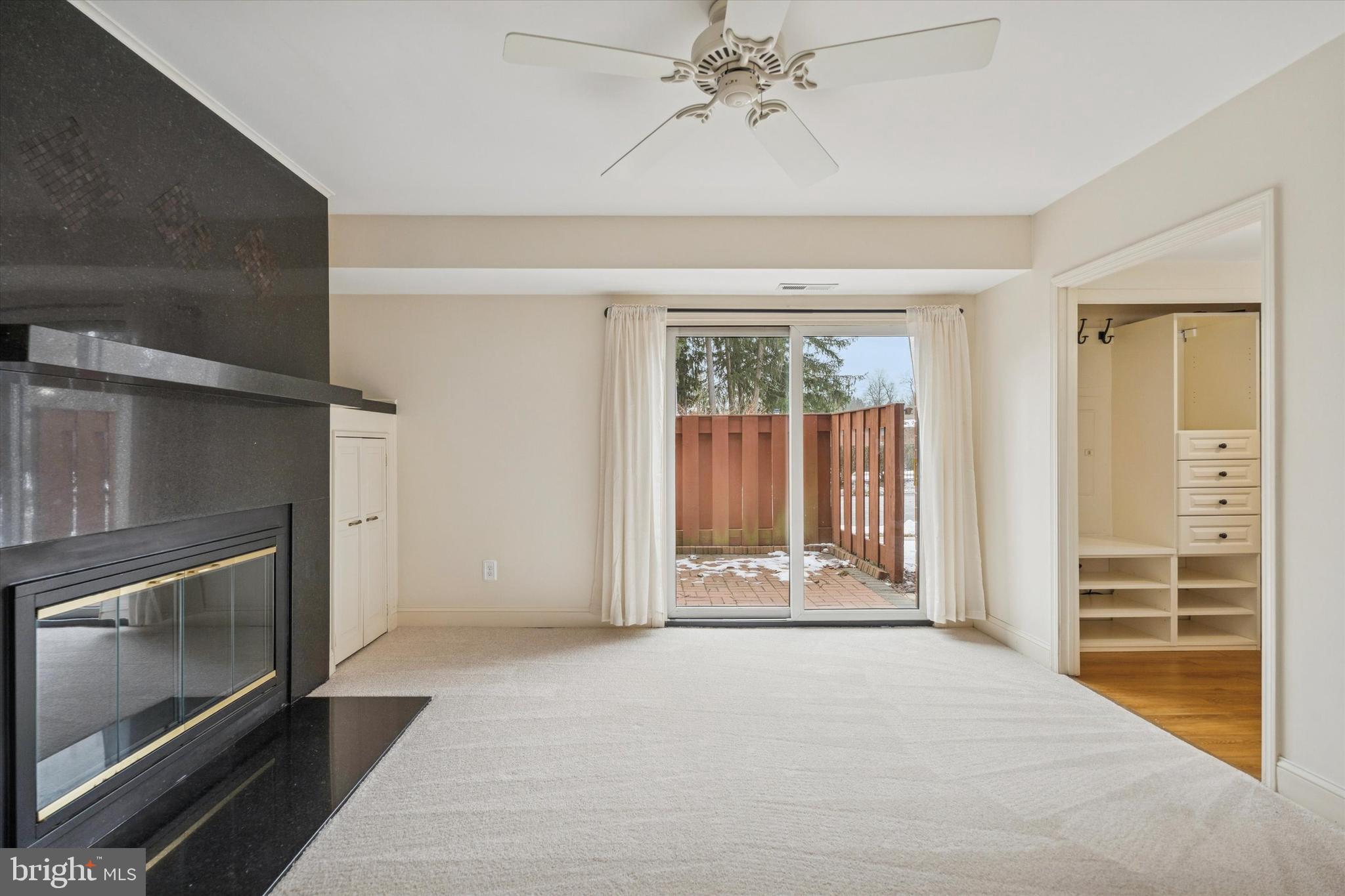 ASPENWOOD - Residential